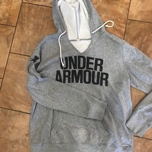 Under Armour Gray Sweatshirt